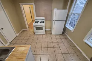 2046 W 19th St, Chicago, IL 60608 - Photo 6