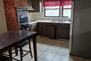 12749 S Escanaba Ave, Chicago, IL 60633 - Photo 4