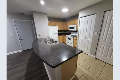 3447 S Ridgeland Avenue #103, Berwyn, IL 60402 - Photo 1