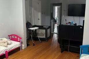 8211 S Saginaw Ave, Chicago, IL 60617 - Photo 6