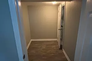 8211 S Saginaw Ave, Chicago, IL 60617 - Photo 12