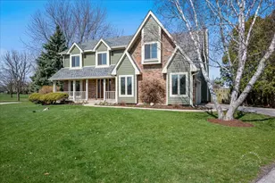 2S904 Heritage Glen Ct, Batavia, IL 60510 - Photo 1