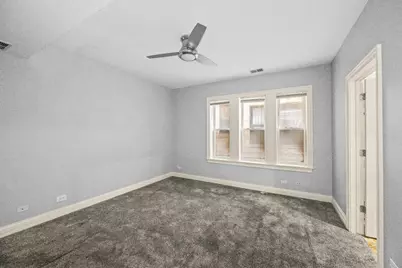 7020 S Paxton Avenue #1S, Chicago, IL 60649 - Photo 18