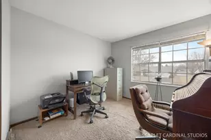 2140 Sandburg Dr, Aurora, IL 60506 - Photo 16