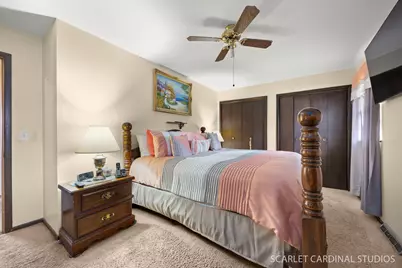 2140 Sandburg Drive, Aurora, IL 60506 - Photo 12