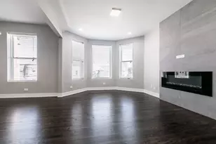 4552 S Indiana Ave, Chicago, IL 60653 - Photo 4