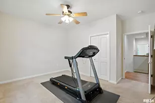 1013 2nd St Ct, Moline, IL 61265 - Photo 14