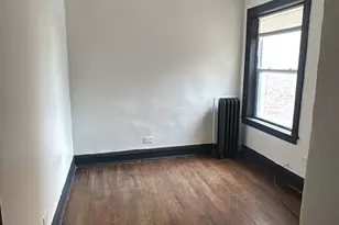 7357 S St Lawrence Ave, Chicago, IL 60619 - Photo 8