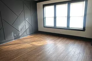 7357 S St Lawrence Ave, Chicago, IL 60619 - Photo 10