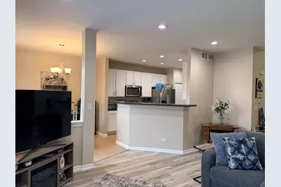 372 Pine Lake Circle, Vernon Hills, IL 60061 - Photo 14