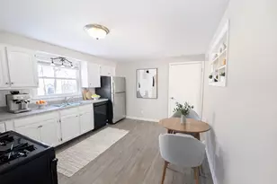 530 Wilshire Dr, Machesney Park, IL 61115 - Photo 6