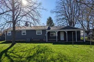 530 Wilshire Dr, Machesney Park, IL 61115 - Photo 22