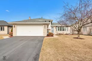 2909 Bisbee Dr, Joliet, IL 60432 - Photo 2
