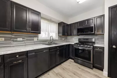 [Address not provided], Naperville, IL 60563 - Photo 2