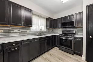 [Address not provided], Naperville, IL 60563 - Photo 2