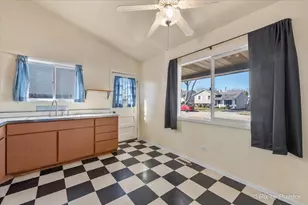 73 W Altgeld Ave, Glendale Heights, IL 60139 - Photo 8