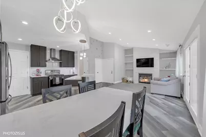 1251 Rosewood Court #B2, Schaumburg, IL 60193 - Photo 10