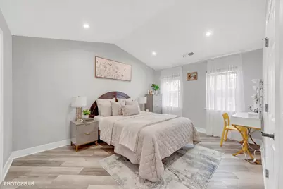 1251 Rosewood Court #B2, Schaumburg, IL 60193 - Photo 16