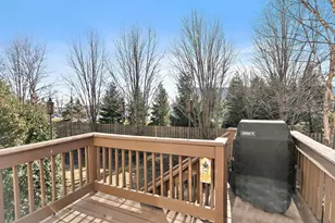 1563 Yellowstone Dr, Streamwood, IL 60107 - Photo 12