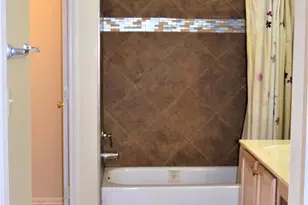 2480 Lehman Dr, West Chicago, IL 60185 - Photo 14