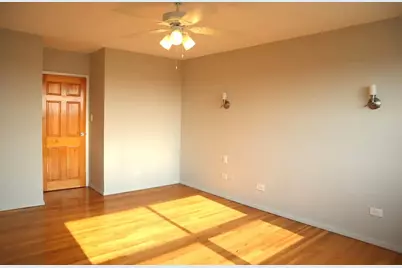 9009 Golf Road #8B, Des Plaines, IL 60016 - Photo 12