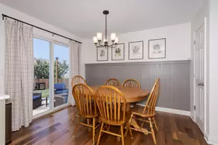 2804 Longmeadow Ln, Bloomington, IL 61704 - Photo 12