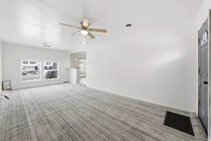 22701 Theodore Ave, Sauk Village, IL 60411 - Photo 14