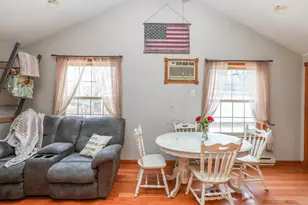 2821 Shadow Rd, Momence, IL 60954 - Photo 10