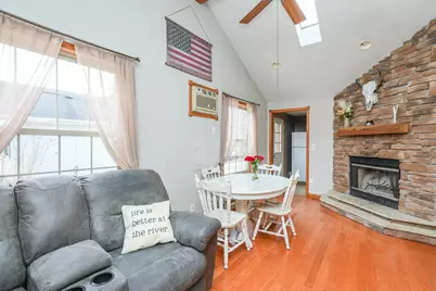 2821 Shadow Road, Momence, IL 60954 - Photo 8