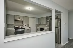 1320A Lore Ln, Lombard, IL 60148 - Photo 26