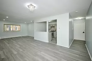 1320A Lore Ln, Lombard, IL 60148 - Photo 14