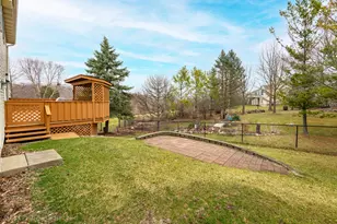 621 Kirkland Dr, Algonquin, IL 60102 - Photo 32