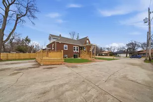 14846 Woodlawn Ave, Dolton, IL 60419 - Photo 4