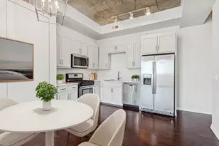 1464 S Michigan Ave, Chicago, IL 60605 - Photo 2