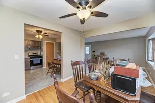 551 N Vista Ave, Lombard, IL 60148 - Photo 6