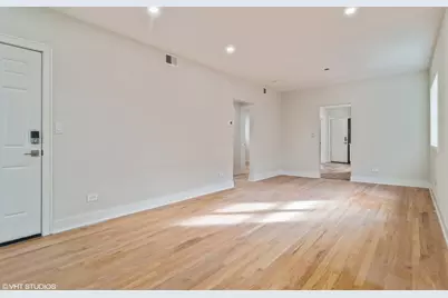 [Address not provided], Chicago, IL 60618 - Photo 4