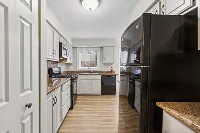 724 Maplewood Court #34-B, Willowbrook, IL 60527 - Photo 6