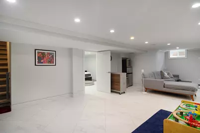 702 W Lonnquist Boulevard, Mount Prospect, IL 60056 - Photo 20