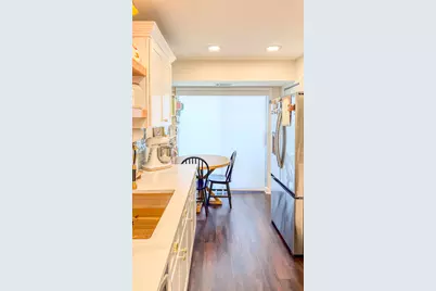 250 W Parliament Place #301, Mount Prospect, IL 60056 - Photo 18