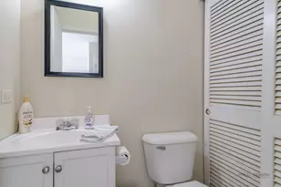 12 Oak Valley Dr, Cary, IL 60013 - Photo 8