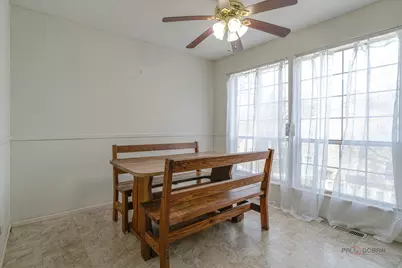 12 Oak Valley Drive, Cary, IL 60013 - Photo 12