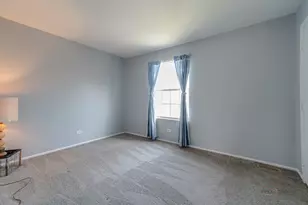 12 Oak Valley Dr, Cary, IL 60013 - Photo 16