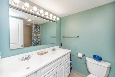 9128 W Terrace Drive #3B, Niles, IL 60714 - Photo 4