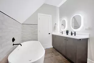 3330 S Indiana Ave, Chicago, IL 60616 - Photo 18