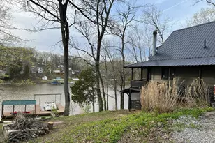 410 Wagon Creek Loop, Creal Springs, IL 62922 - Photo 2