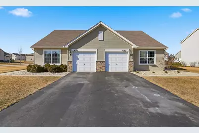 656 Vine Street, Hampshire, IL 60140 - Photo 1