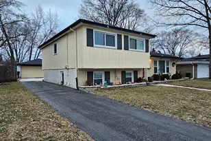 17140 Evans Dr, South Holland, IL 60473 - Photo 2