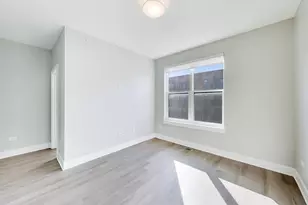 5424 Old Orchard Rd, Skokie, IL 60077 - Photo 12