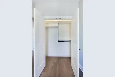 5424 Old Orchard Road, Skokie, IL 60077 - Photo 14