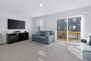 1007 Briar Gln Ct, Hampshire, IL 60140 - Photo 8